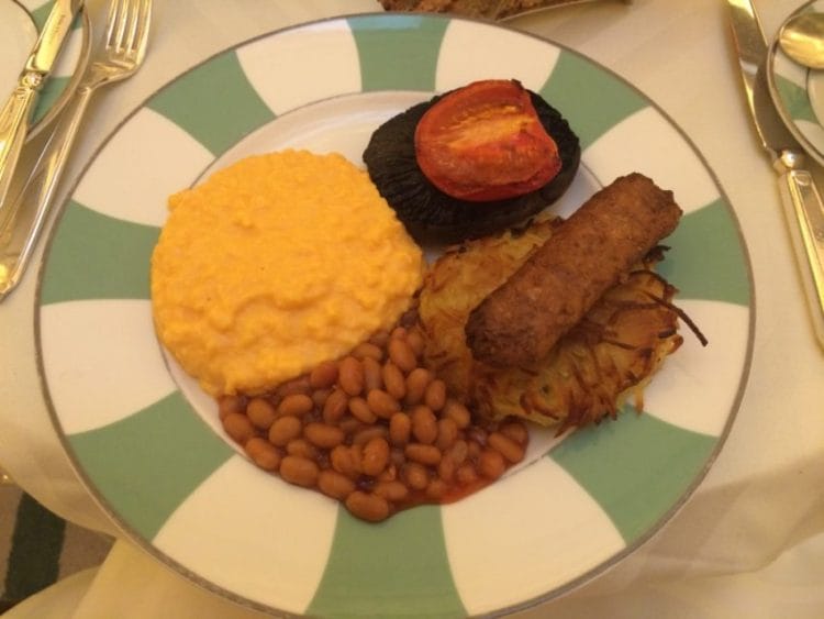 breakfast at Claridge's Hotel in London