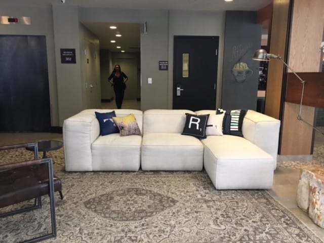 the lobby of the hotel rl baltimore