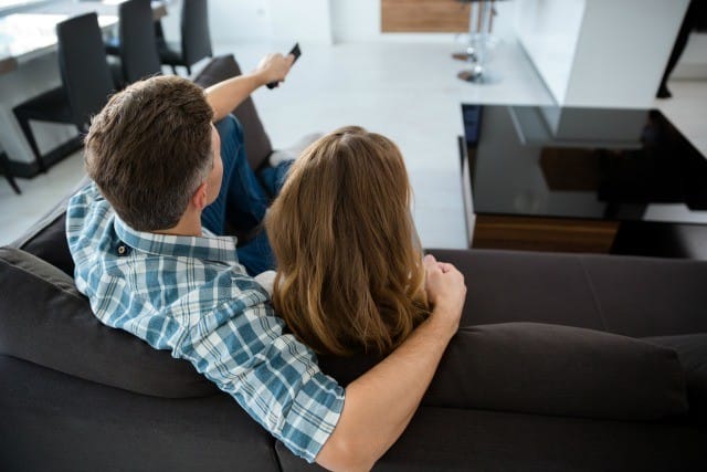 how to have a fabulous date night watching tv