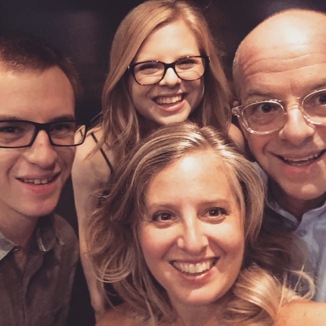 when to let your kids make their own decisions to become a better mom