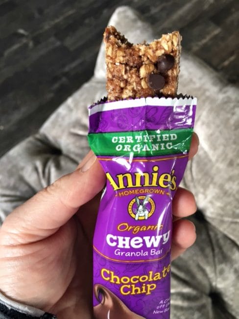 what are some annie's organic snacks you can eat on the go like chewy granola bars 