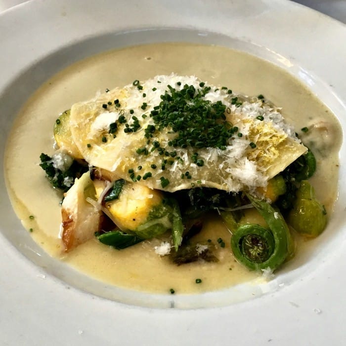 what are some local favorite chattanooga restaurants like St. Johns'