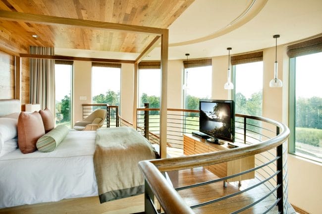 can I find some Blue Ridge Mountains magic at Primland Resort