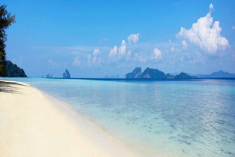 what are activities at anantara si kao
