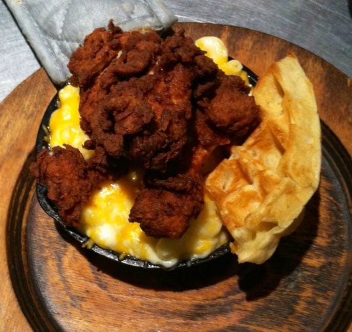 what are some great hot spots for brunch in Houston like Jus' Mac