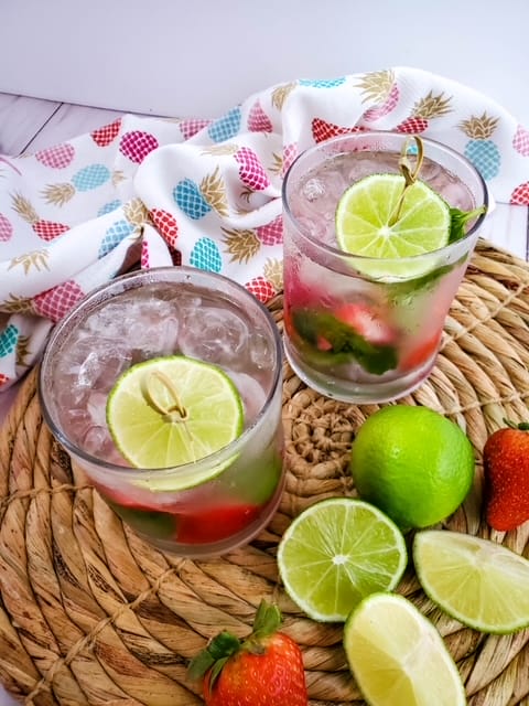 strawberry mint mojito