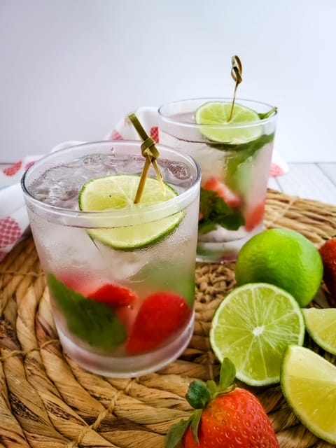strawberry mint mojito