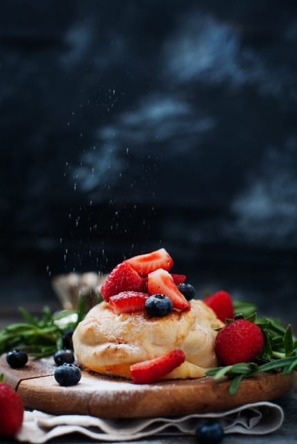 baked brie in puff pastry